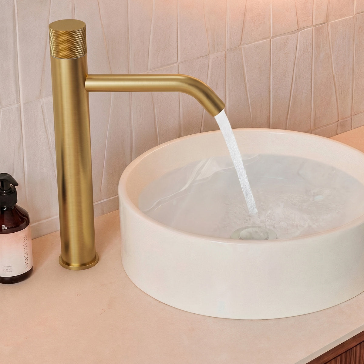 Single Hole Bathroom Vessel Faucet, Single Handle Bathroom Vessel Sink Faucet with Drain Assembly SFS-1167-GD - Brushed Gold