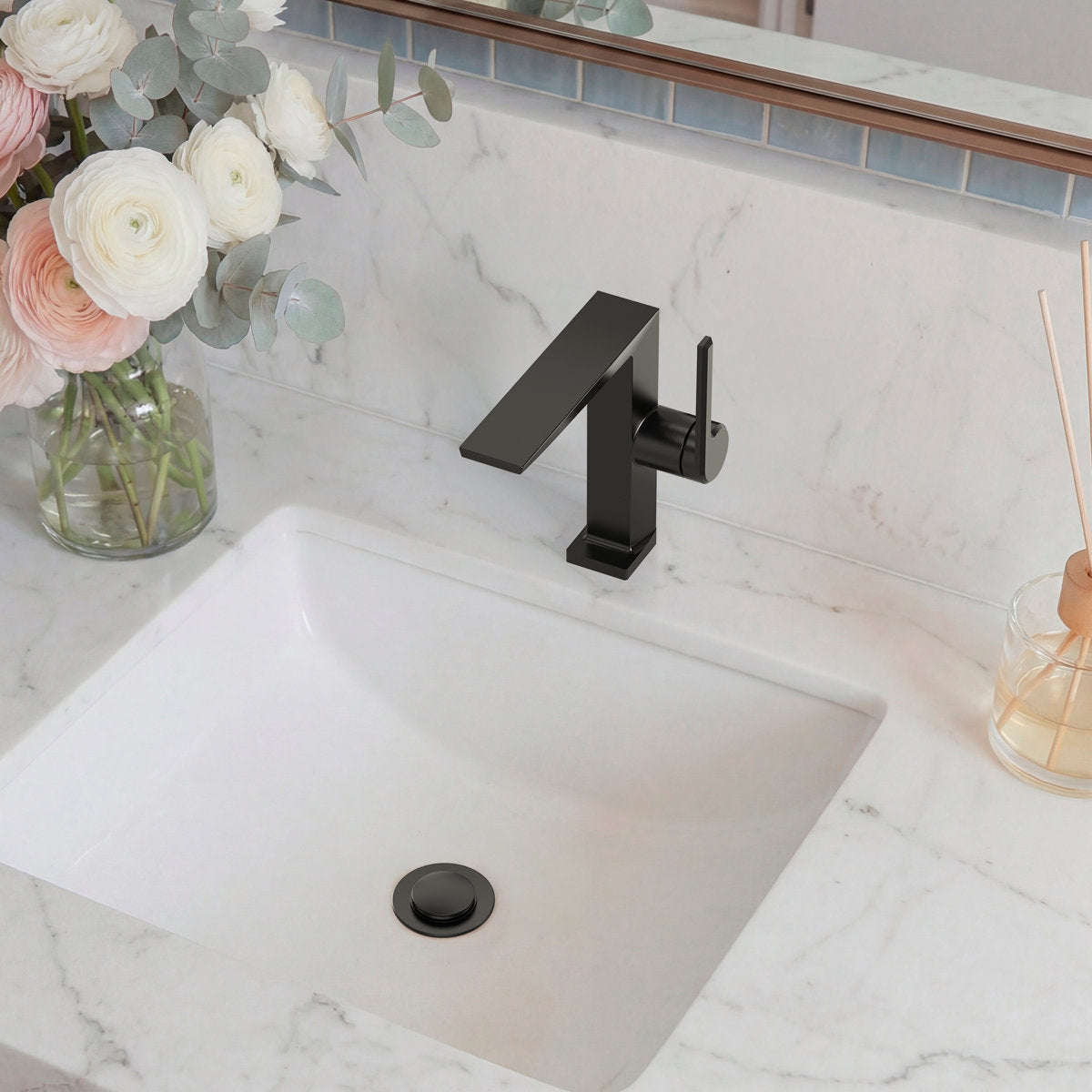 Single Hole Bathroom Faucet with Drain Assembly, Single Handle Bathroom Sink Faucet SFS-1304B-BK - Matte Black