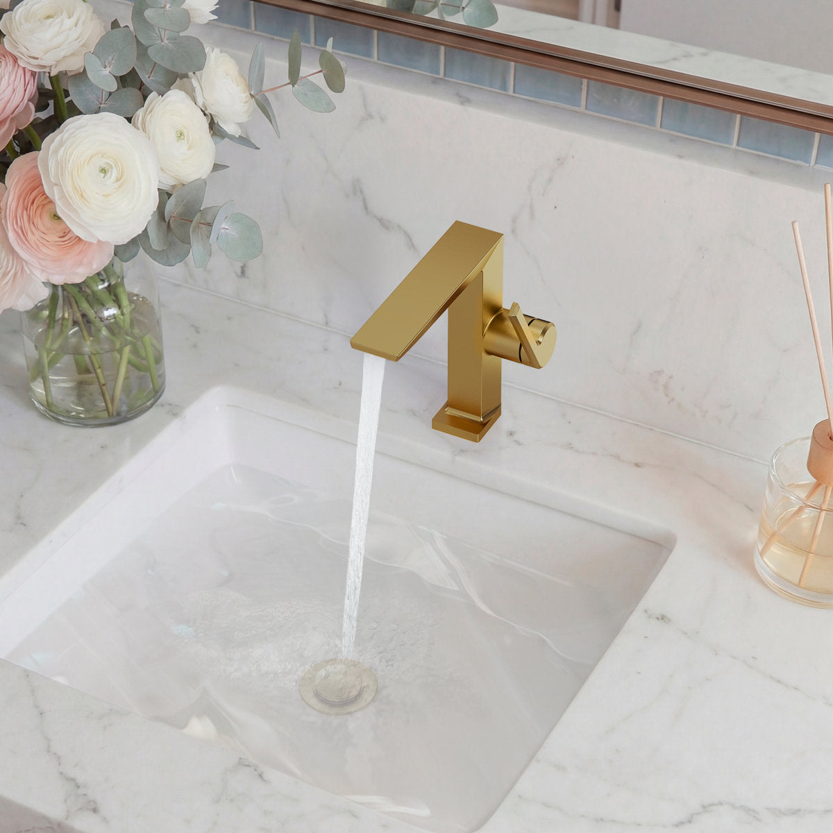 Single Hole Bathroom Faucet with Drain Assembly, Single Handle Bathroom Sink Faucet SFS-1304B-GD - Brushed Gold