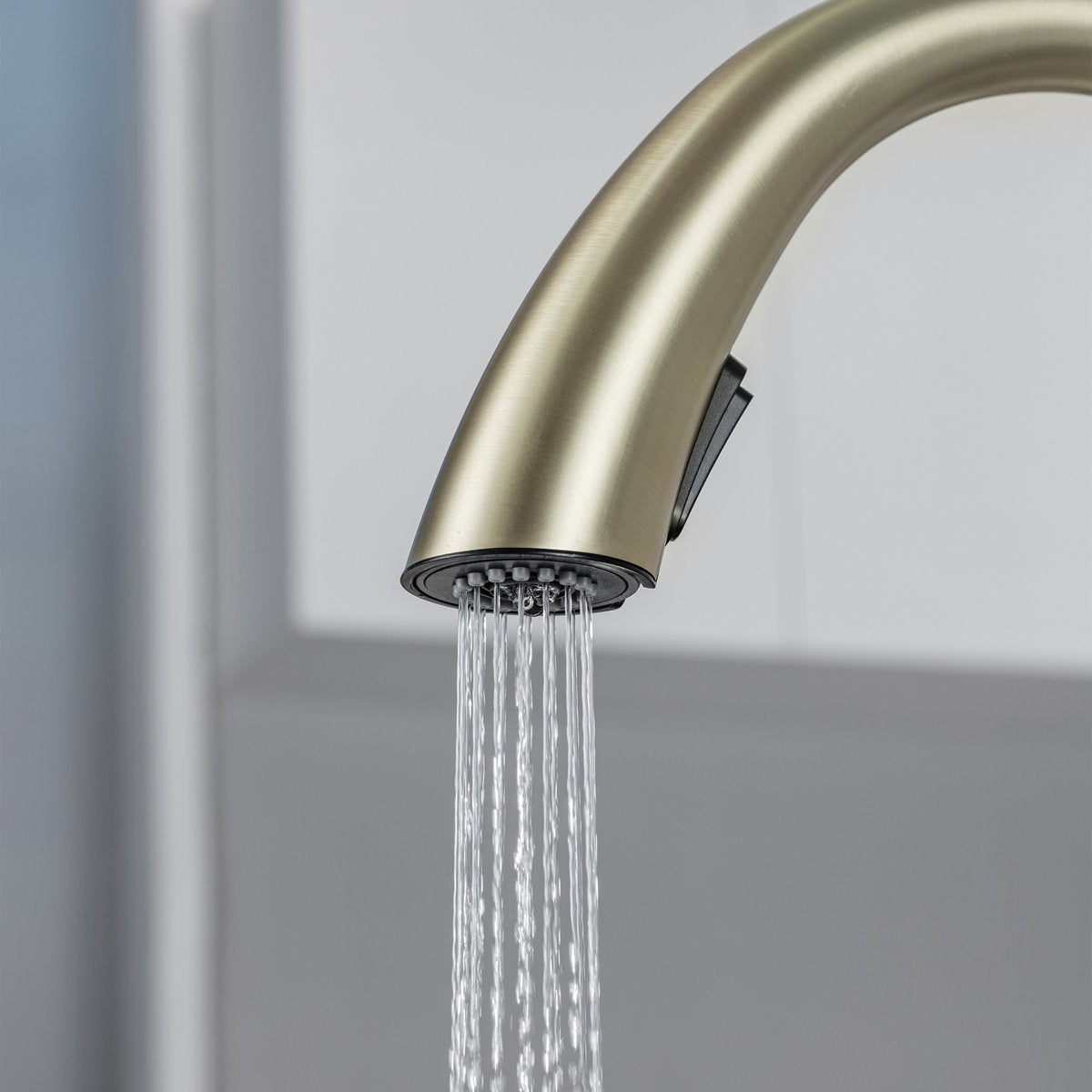 LPVLPV Pull Down Kitchen Faucet CF98004 - Brushed Gold